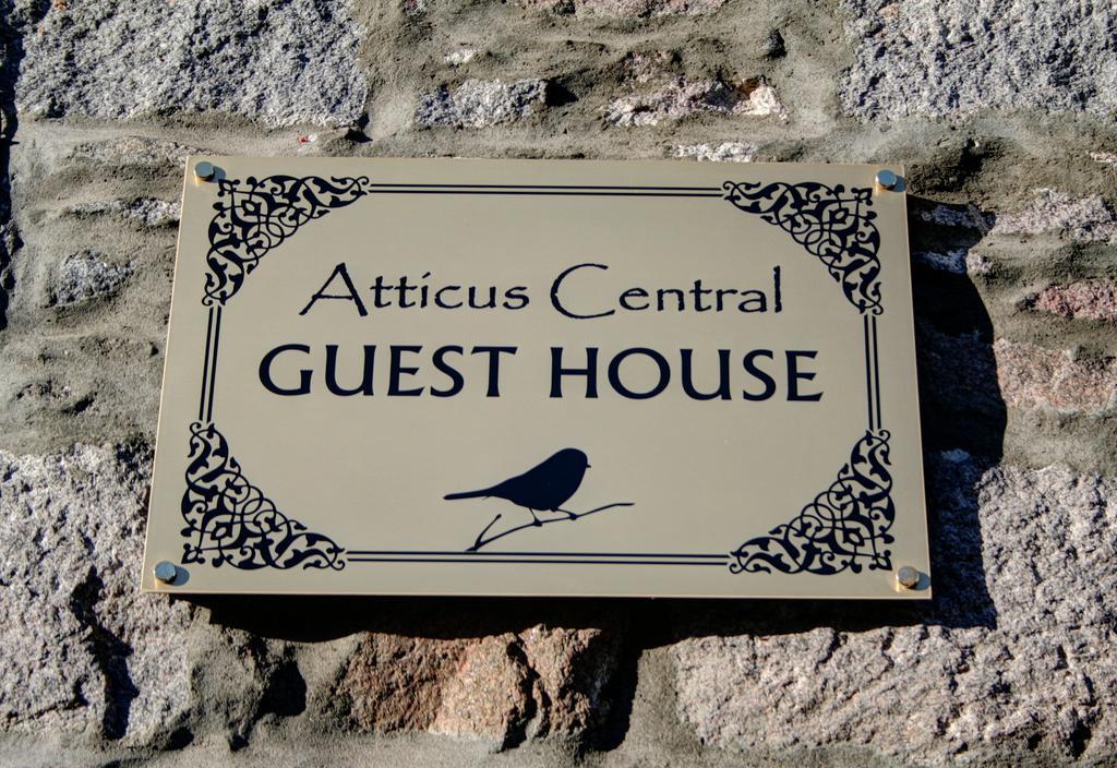 Atticus Central Guest House Абердин Экстерьер фото